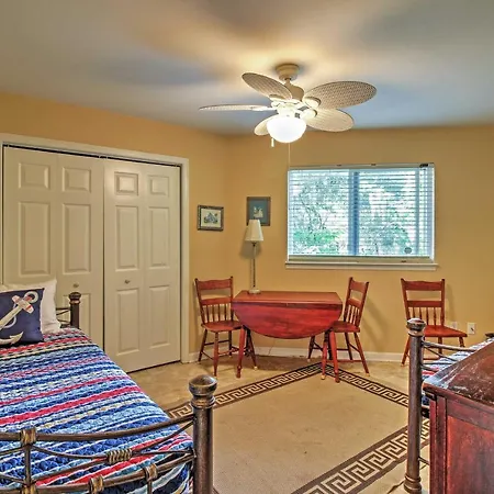 Santa Rosa Beach Bungalow 5 Mi To The Gulf Shore!